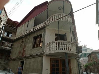 Gurami Guest House 1 - 1