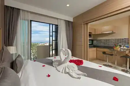 Patong Bay Residence - 17