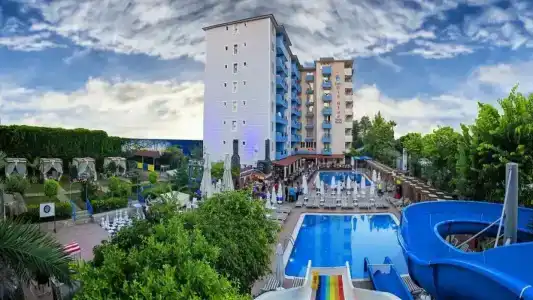 Club Big Blue Suit - All Inclusive - 42