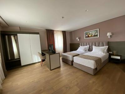 Agsel & SPA - 42