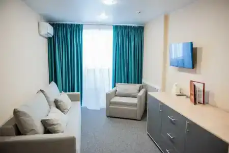 Yantar Dispensary - 6