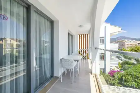 Princess Kinli Suites - 18