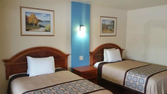 American Inn of Daytona - 9