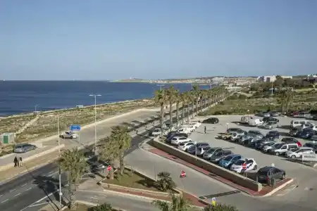 Paradise Bay Resort - 11