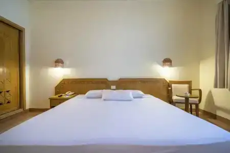 Camel Dive Club & - Boutique - 24