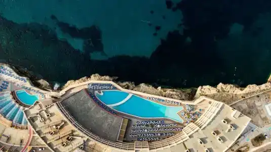 Paradise Bay Resort - 10