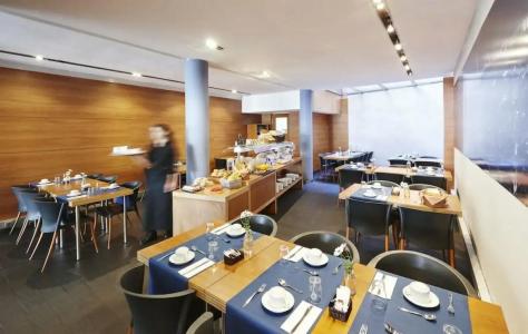 Barcelona Century - 71