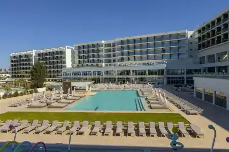 Chrysomare Beach and Resort - 41