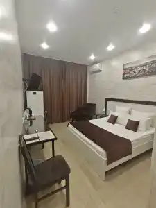 Red Fox na Vzlotnoy 2e - 2