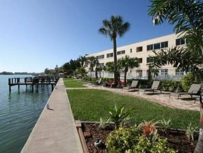 Westwinds Waterfront Resort - 17
