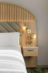 DoubleTree by Hilton Bristol North - 6