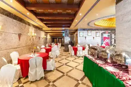 Crystal Plaza - 24