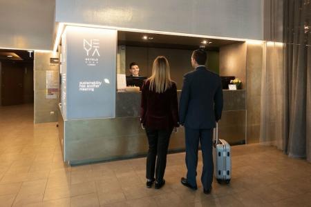 Neya Lisboa - 11