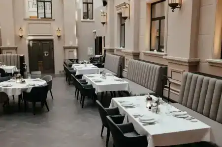 Cosmos Selection Saint-Petersburg Italyanskaya - 22