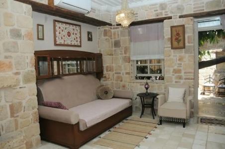 Delight Deluxe & Spa - 9