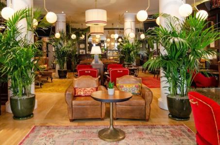 Browns Boutique - 8