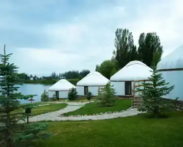 Altyn Bulak Lakeside Resort - 2