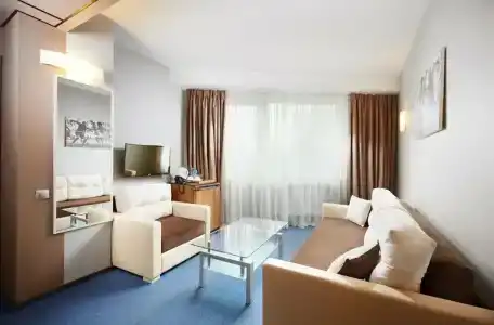 Славянская - 62