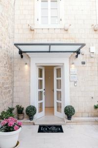 La Villa Boutique - 2