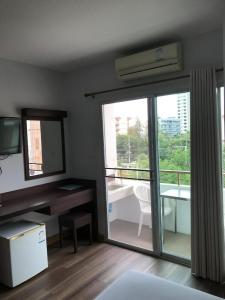 Sunshine Hostel - 29