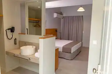 Olympion Village - 28