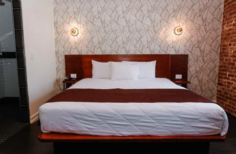 H by H Hospitality - 17