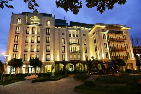 Ambassadori Tbilisi - 0