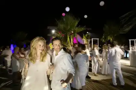 Robinson Camyuva - Adults Only - 58