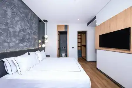 Selectum Luxury Door'a - 5