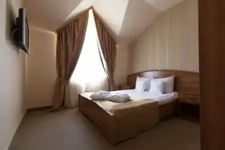 Best Western Bohemian Resort - 4