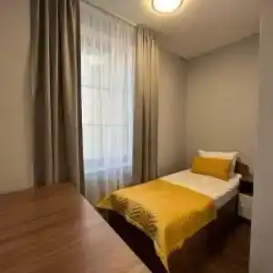 Demokrat na 9-oy Sovetskoy 5A - 46