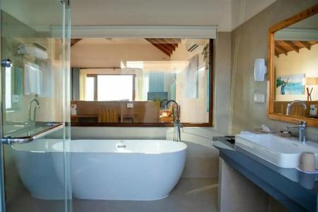 Reethi Faru, Bio Luxury Resort - 24