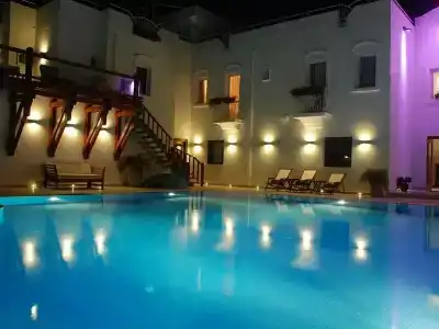 Bitez Corner Boutique - 7