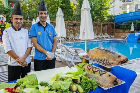 Club Big Blue Suit - All Inclusive - 41