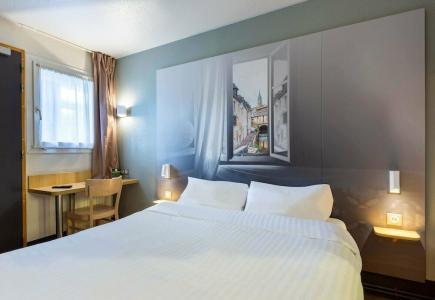 B&B Hôtel Chartres le Forum - 78