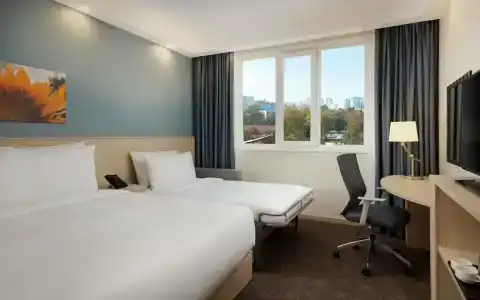 Hampton By Hilton - 49