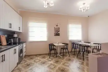 Democrat on Fontanka 104 2K - 97