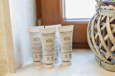 Hedera Residences  Kumbor Apartments - 13