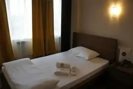 B&B Centre - 83