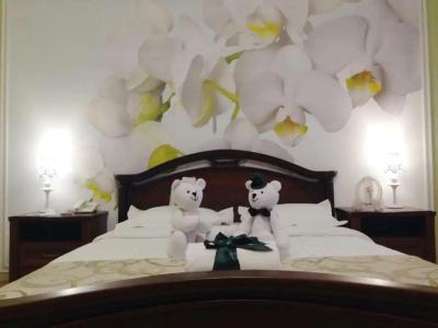 на Набережной - 85