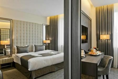 Congress Avenue - 35