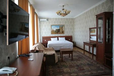 Гостиничний Комплекс Европа - 98