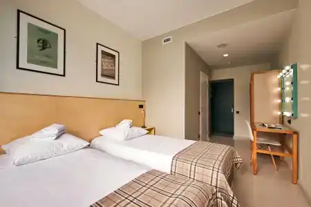 Friends on Fontanka - 26