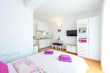 Cina Apartments - 84