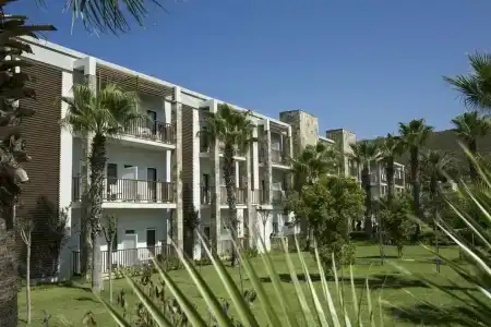 Green Bay Resort & Spa - 4