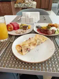 DoubleTree by Hilton - 45