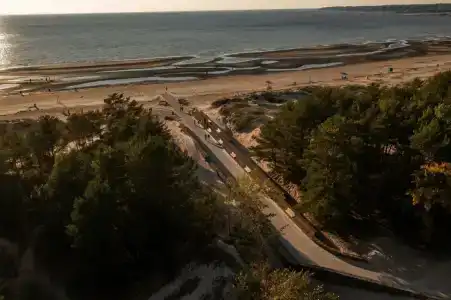 Park - Lesnaya Rivyera Resort - 9