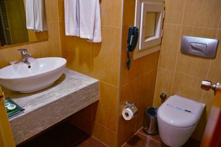 The Green Park Taksim - 98