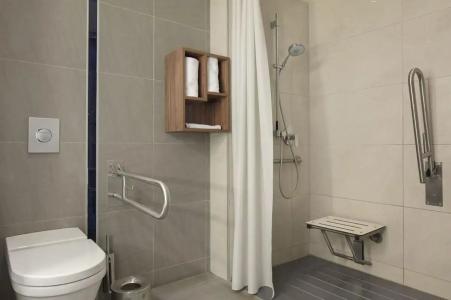 Hampton by Hilton - 21