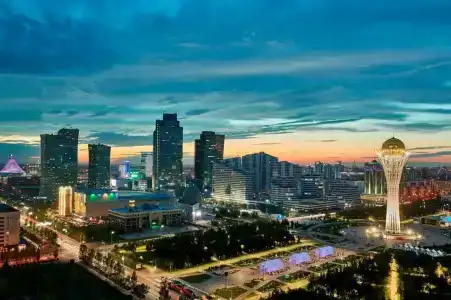 The Ritz-Carlton, - 2